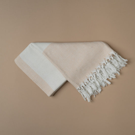 Eco-Friendly Organic Bath Towel with Plant-Based Dyes • Neem beige •