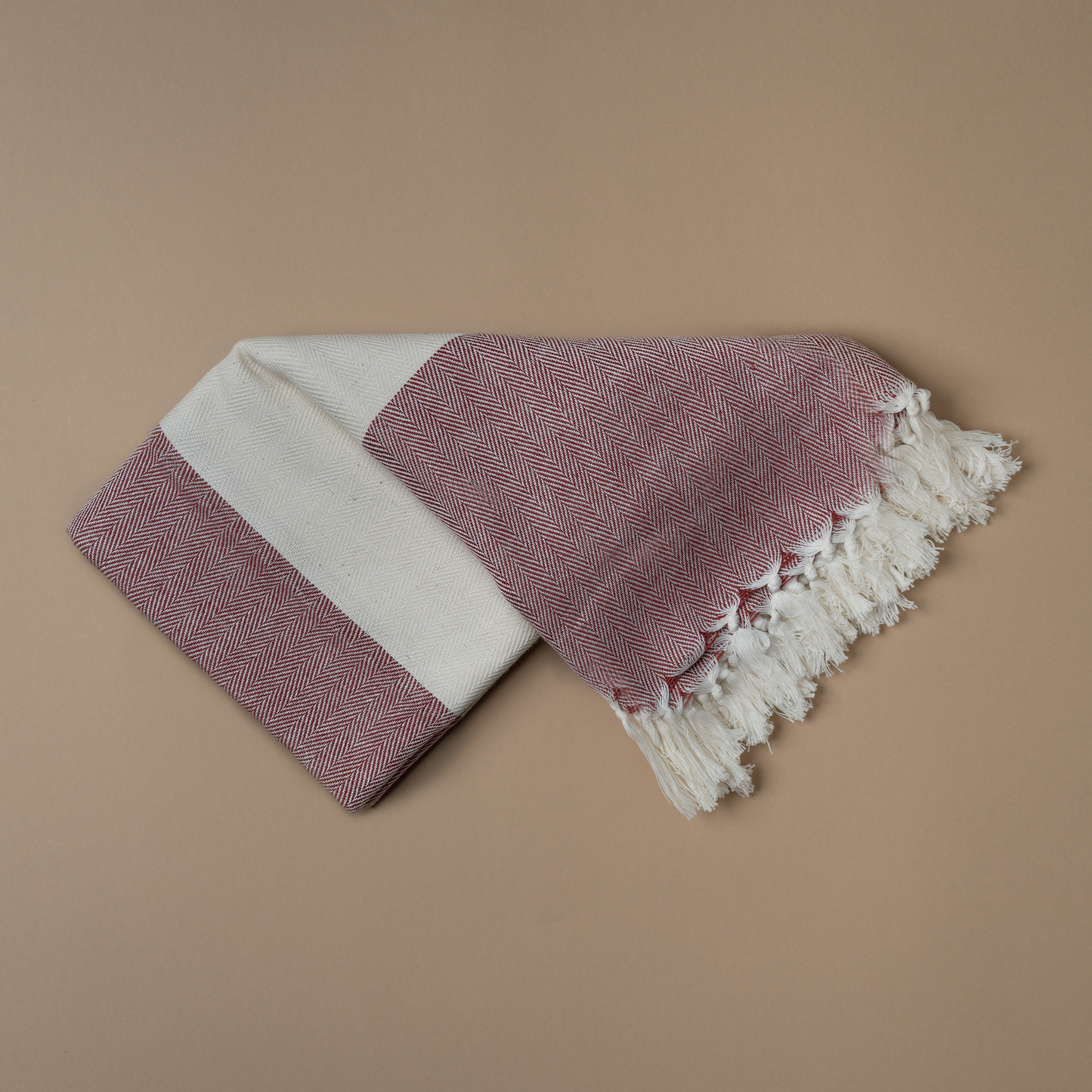 Eco-Friendly Organic Bath Towel with Plant-Based Dyes • Manjistha Rusty Pink •