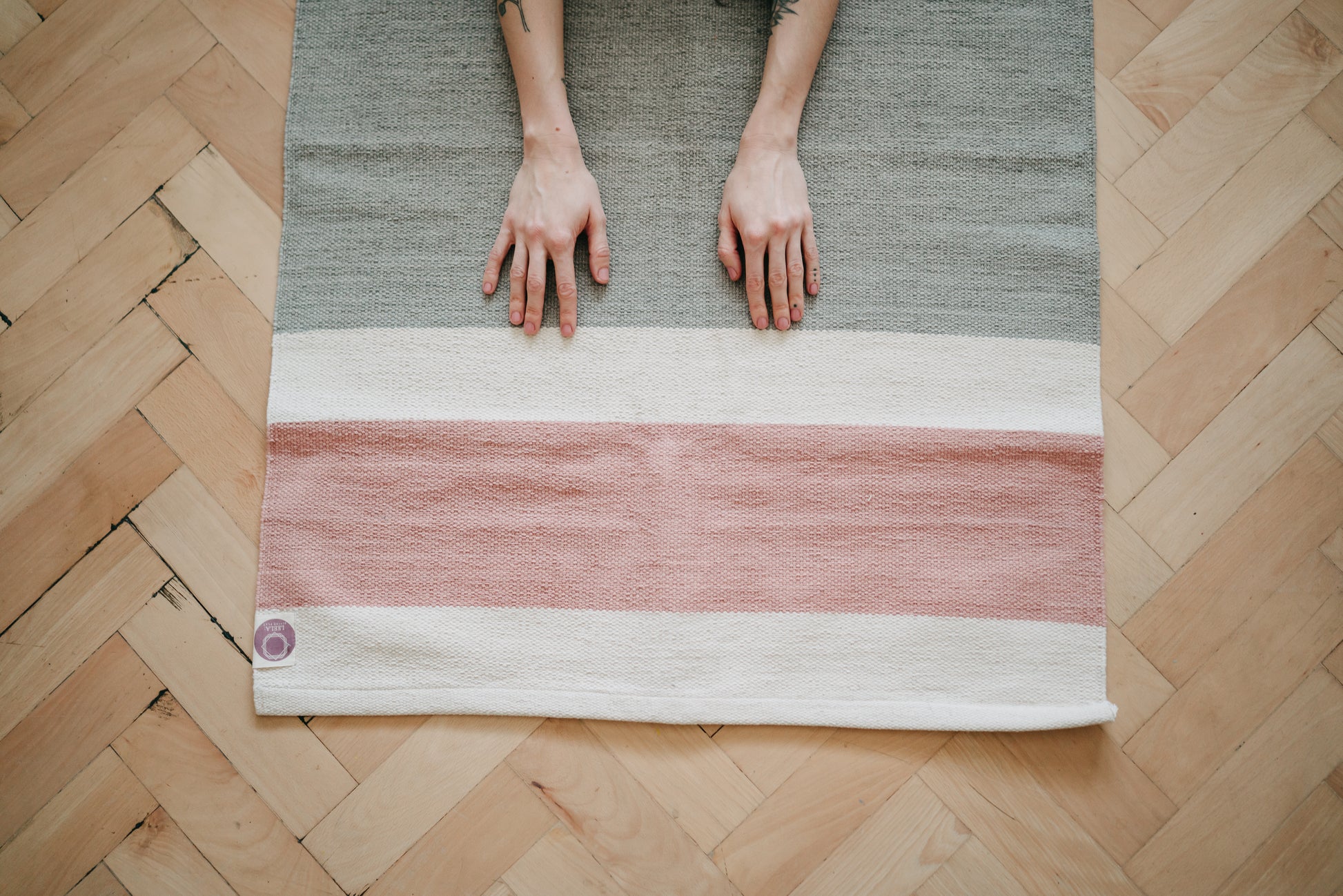 Organic Mysore yoga rug • Vemgadam grey › Herbal & Ayurvedic dyed